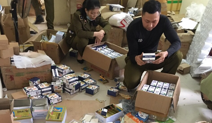 Triệt phá cơ sở gia công, đóng gói thuốc đông y nghi giả