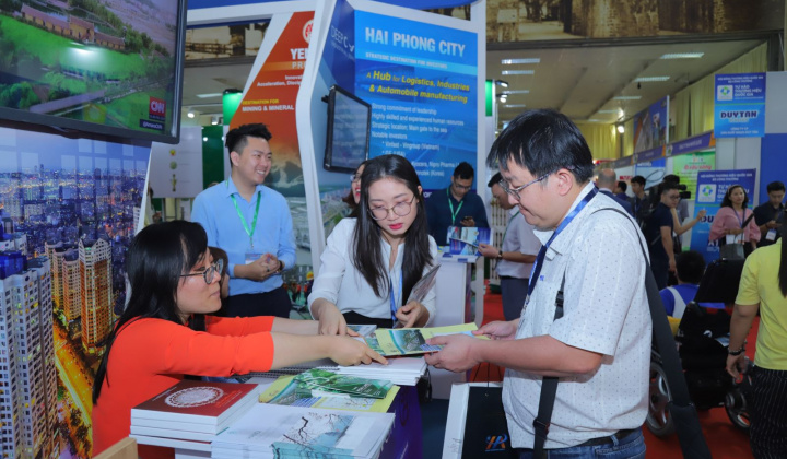 VIETNAM EXPO “đồng hành cùng doanh nghiệp trong kỷ nguyên số”