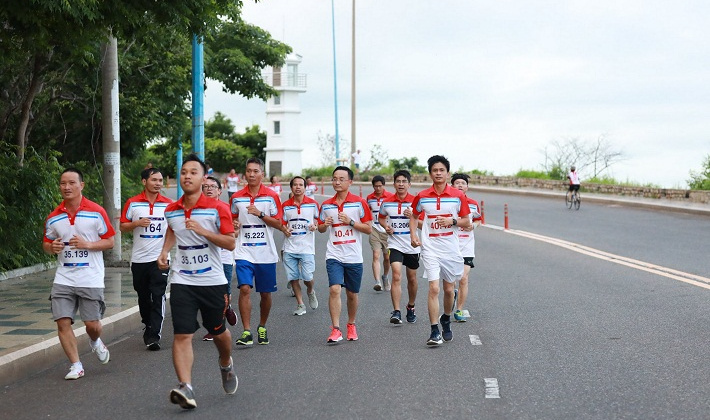 Gần 200 VĐV tham gia giải chạy bộ tích lũy KVT RUN UPRACE 2021