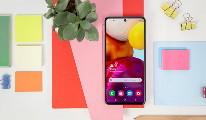 Samsung Galaxy A72 - Phiên bản “đỉnh” nhất dòng Galaxy A chính thức ra mắt