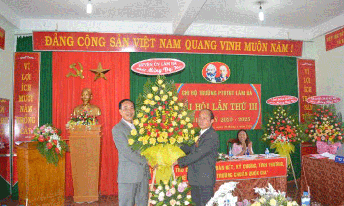 Trường Phổ thông DTNT THCS Lâm Hà: Nâng cao chất lượng giáo dục đại trà và mũi nhọn
