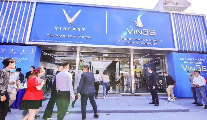VinFast khai trương đồng loạt 64 showroom Vin3S tại 30 tỉnh thành