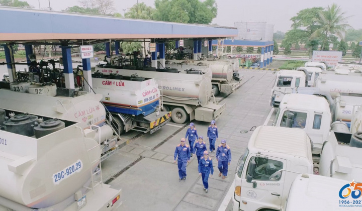 Công ty Xăng dầu Khu vực I: Niềm tin vững vàng theo năm tháng