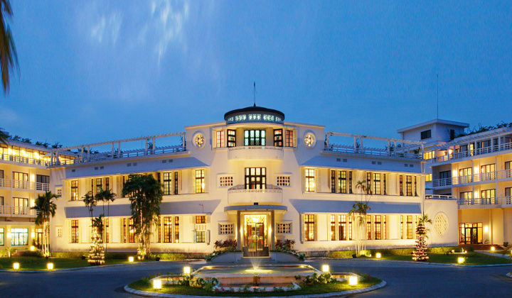 Tác động của mức độ thỏa mãn công việc đến sự gắn kết của nhân viên với tổ chức tại các khách sạn năm sao trên địa bàn thành phố Huế