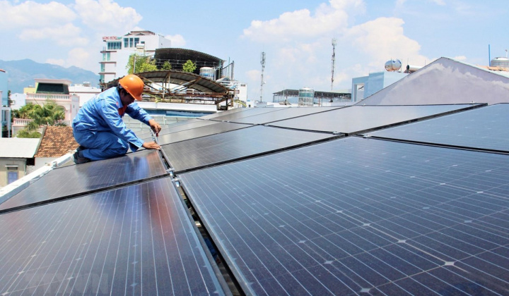 Gắn trách nhiệm thu gom, xử lý rác thải pin mặt trời với các nhà đầu tư