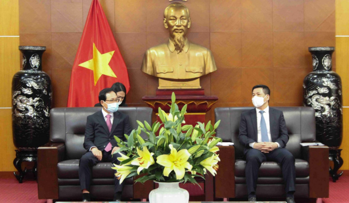 Nâng tầm hợp tác Bộ Công Thương - Samsung trong phát triển công nghiệp hỗ trợ Việt Nam