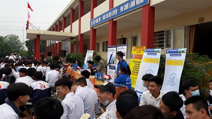 Đại học Điện lực đồng hành cùng sĩ tử trong mùa tuyển sinh