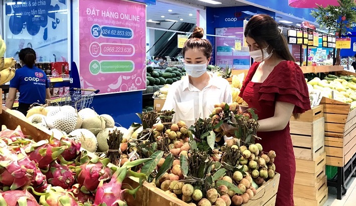 Hơn 50 tấn vải tươi vụ 2021 bắt đầu lên kệ siêu thị Co.opmart