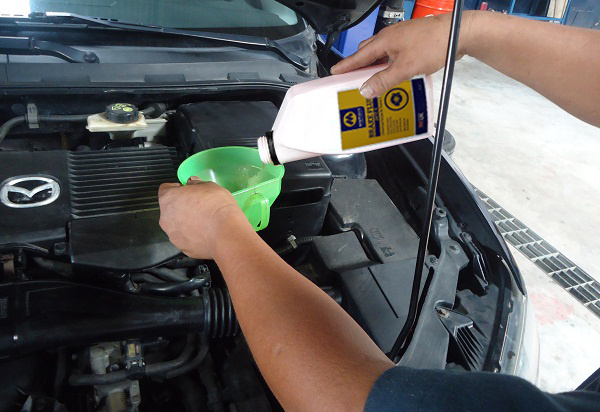 Dầu phanh đạt tiêu chuẩn DOT 5 "make in Vietnam" thay thế sản phẩm nhập ngoại