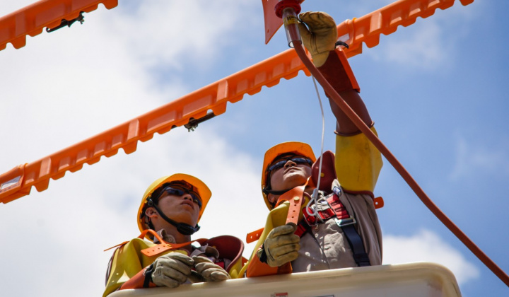 EVNSPC: Chuyển từ cung cấp thuần tuý sang chăm sóc khách hàng