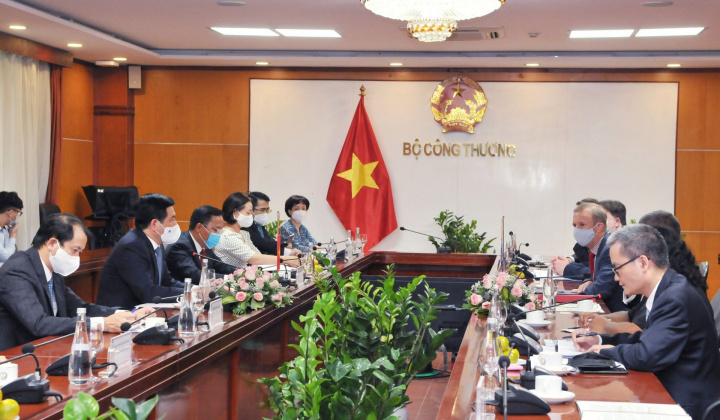 Việt Nam là quốc gia có trách nhiệm trong thực hiện điều ước quốc tế về biến đổi khí hậu