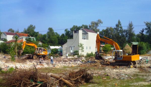 Pháp luật về thu hồi đất để phát triển kinh tế - xã hội vì lợi ích quốc gia, công cộng dưới góc nhìn kinh tế học pháp luật