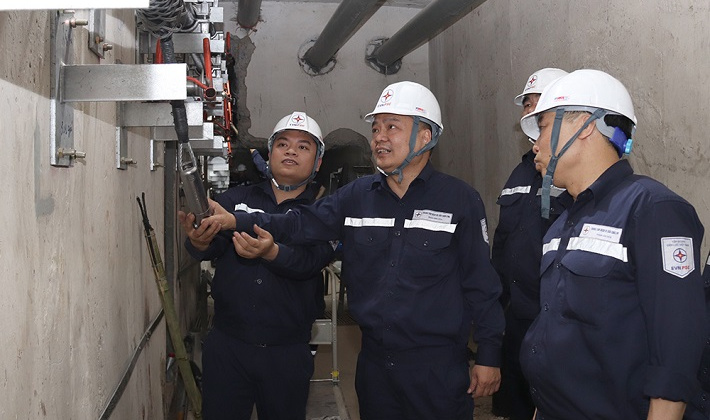 Lần đầu tiên thay thế cáp dầu bằng cáp khô trong nhà máy thủy điện tại Việt Nam