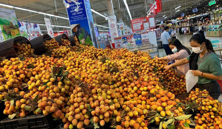 Central Retail lần đầu tổ chức kích cầu tiêu thụ vải thiều trên nền tảng điện tử