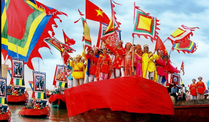 Phát triển du lịch lễ hội truyền thống tại Khánh Hòa