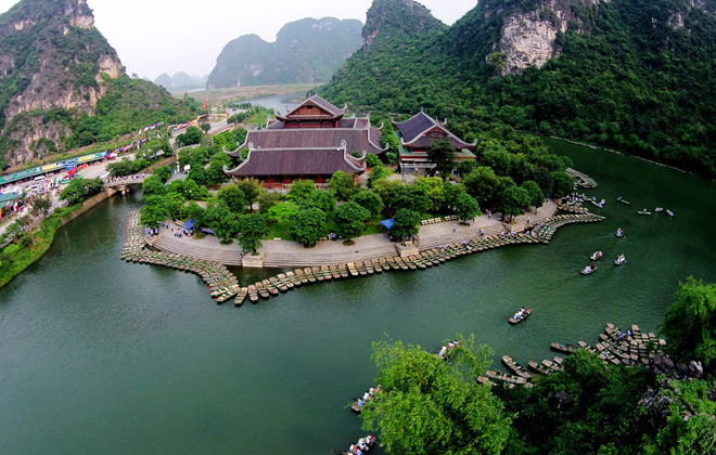 Phát triển Du lịch tâm linh ở Việt Nam và bài toán bền vững - hiệu quả