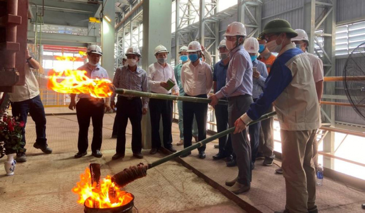 Khai hỏa sấy Lò nấu luyện sten đồng (SKS)