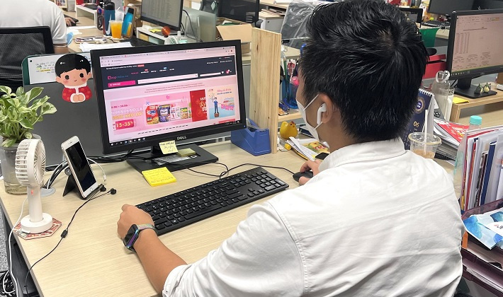 Phục vụ mua sắm online, Saigon Co.op đưa thêm 7.000 sản phẩm bán qua mạng