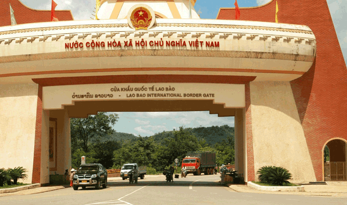 Kim ngạch hai chiều Việt - Lào tăng 39,3%