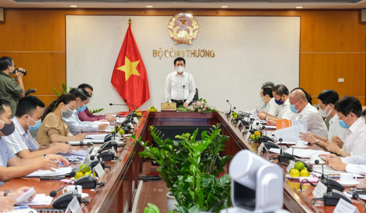 Tạo điều kiện thúc đẩy ngành công nghiệp hóa chất phát triển, tăng trưởng bền vững