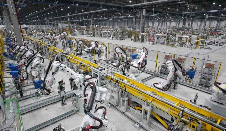 Ứng dụng công nghệ số trong nâng cao sức cạnh tranh của các doanh nghiệp sản xuất công nghiệp