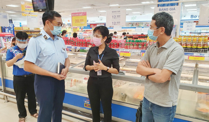 Quản lý thị trường xử lý gần 10.000 vụ liên quan đến công tác phòng chống dịch Covid-19