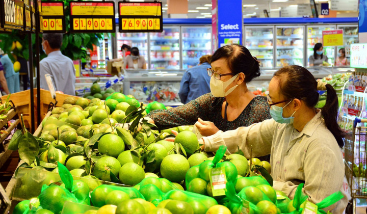 Tổng mức bán lẻ hàng hóa và doanh thu dịch vụ tăng trở lại trong tháng 10