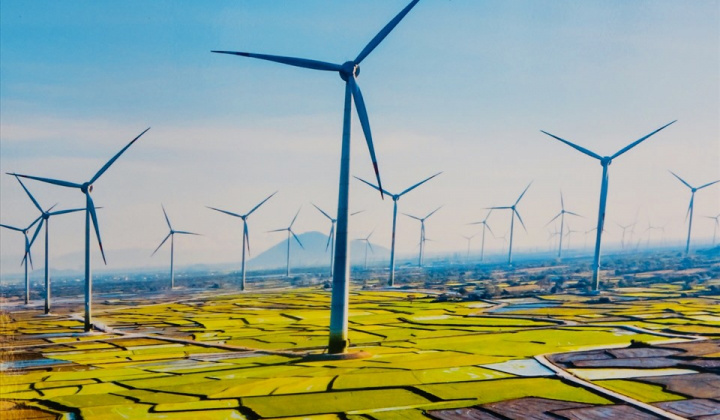 13 nhà máy điện gió với tổng công suất 611,33 MW đã đi vào vận hành thương mại