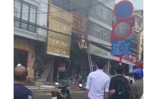 Tổng Giám đốc EVN gửi thư khen ngợi, biểu dương hành động cứu người của nhóm CBCNV Điện lực Sa Pa