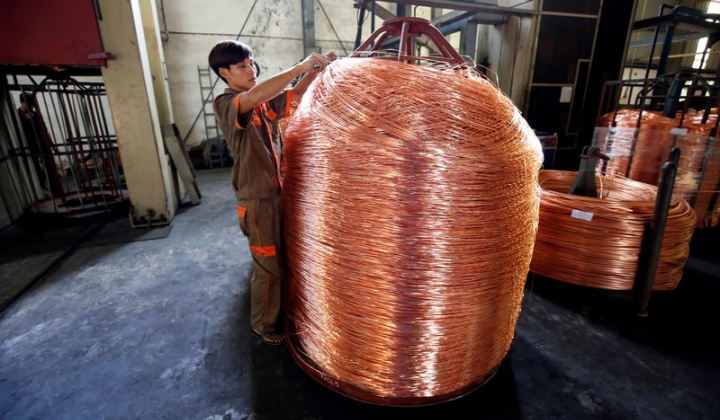 Giá đồng tiếp tục tăng nhẹ, rủi ro suy giảm nguồn cung đồng từ Chile