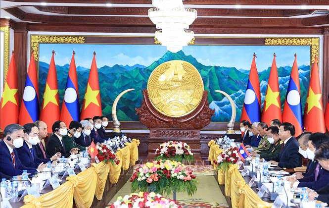 Ưu tiên cao nhất cho việc không ngừng củng cố, vun đắp mối quan hệ Việt-Lào