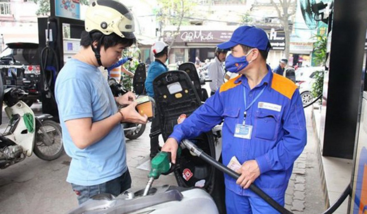 Giá xăng dầu tăng trở lại