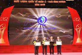 Tự đánh giá hiệu quả hoạt động quản lý dựa trên giải thưởng chất lượng tại một số doanh nghiệp Việt Nam