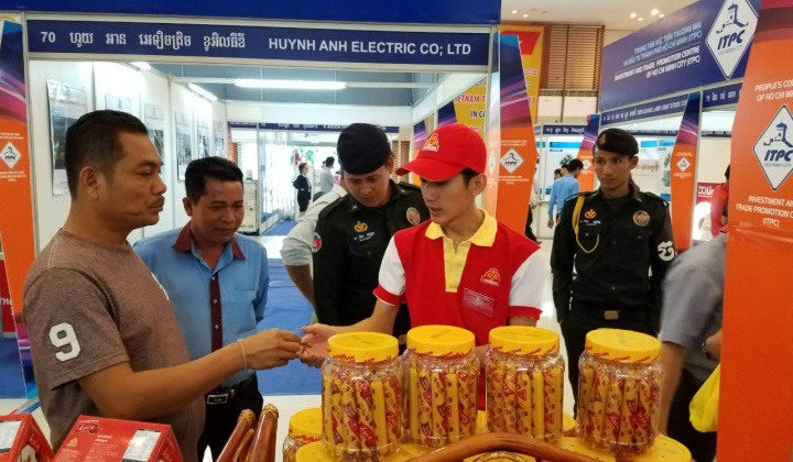 Chính phủ ban hành Biểu thuế nhập khẩu ưu đãi đặc biệt Việt Nam - Campuchia