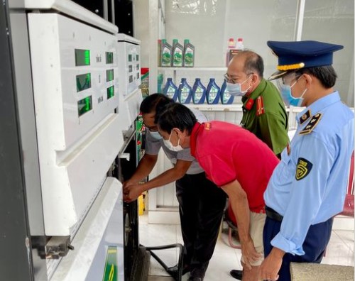 An Giang: Phát hiện cây xăng tháo dỡ niêm phong, kẹp chì