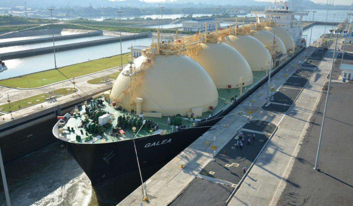 Giá khí LNG tăng gấp 6 lần so với năm ngoái, nhiều quốc gia đối mặt khủng hoảng năng lượng