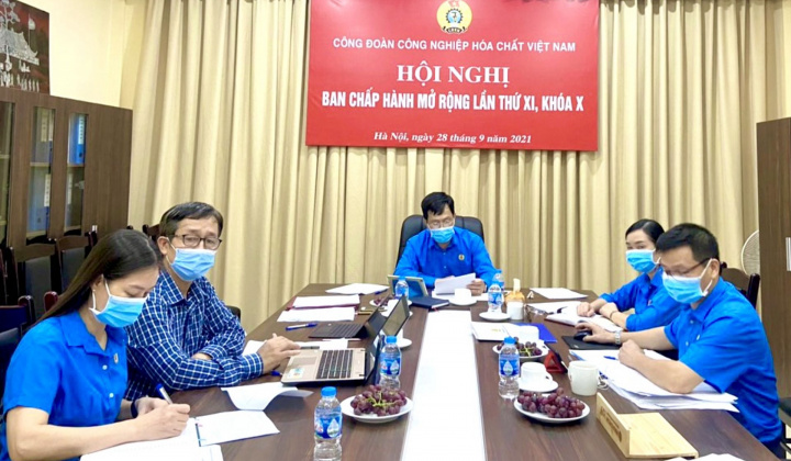 Vượt khó, các doanh nghiệp ngành Hóa chất tăng trưởng gần 30% trong đại dịch