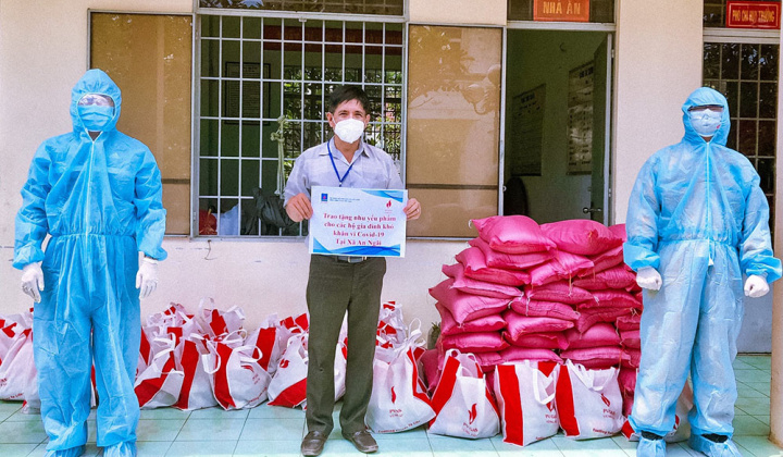 Các đơn vị PV GAS tích cực hỗ trợ người dân phòng chống dịch