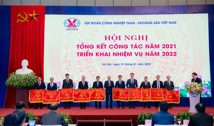 Ngành Than vượt khó thực hiện thắng lợi mục tiêu kép
