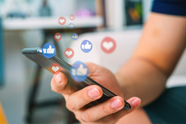 Thực trạng truyền thông thương hiệu bia trên mạng xã hội Facebook tại Việt Nam