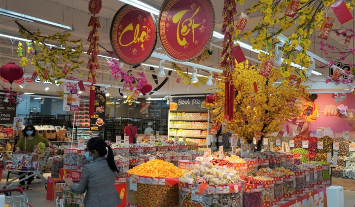 Mùng 3 Tết Nhâm Dần: Nguồn cung hàng hóa đảm bảo, nhu cầu tiêu dùng chưa cao