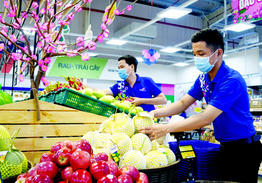 Sức mua trái cây nội, bánh mứt và thực phẩm bổ dưỡng của siêu thị Co.opmart, Co.opXtra bật tăng cao