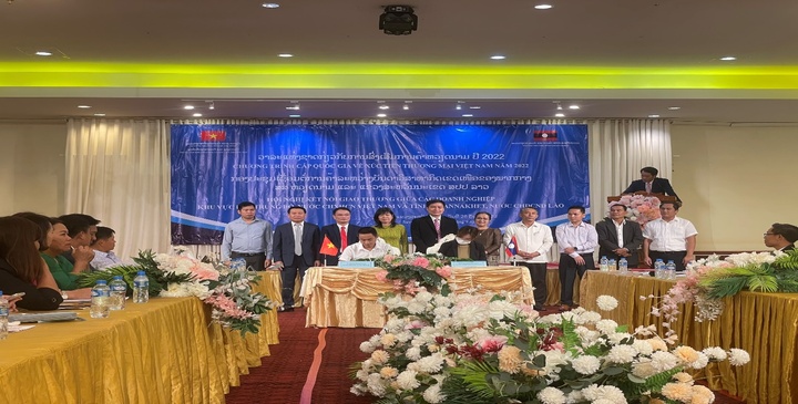 Kết nối giao thương các doanh nghiệp khu vực Bắc Trung Bộ (Việt Nam) và tỉnh Sạ Vẳn Na Khệt (Lào)