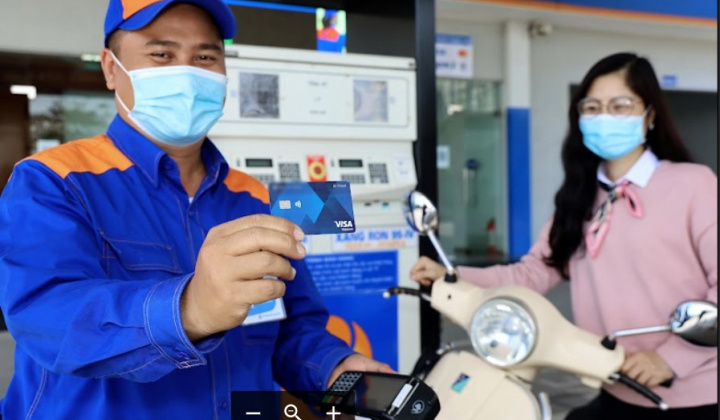 Petrolimex với chiến lược năng lượng xanh và chuyển đổi số