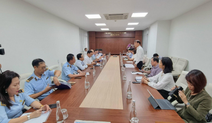 TP. Hồ Chí Minh đề nghị nới room tín dụng để khuyến khích doanh nghiệp tăng nhập xăng dầu