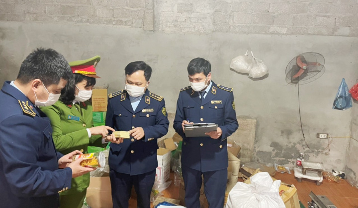 Cục QLTT Thanh Hóa: Tăng cường kiểm soát, bình ổn thị trường những tháng cuối năm