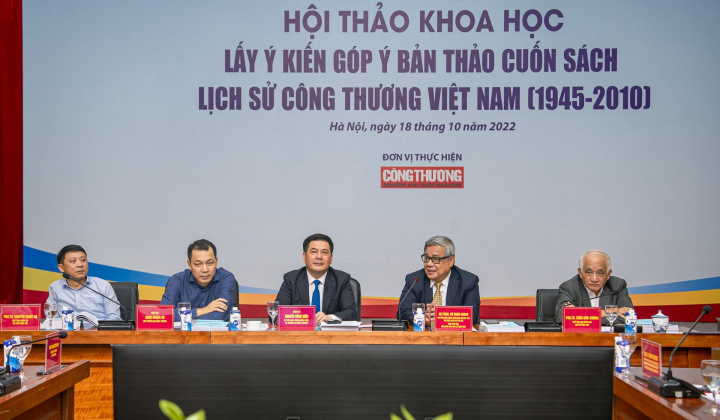 Lịch sử Công Thương Việt Nam (1945-2010) cung cấp nhiều bài học kinh nghiệm có giá trị lý luận và thực tiễn