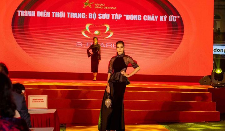 DUGARCO và S.PEARL đưa gì lên sàn catwalk tại Lễ hội Tinh hoa hàng Việt Nam 2022?