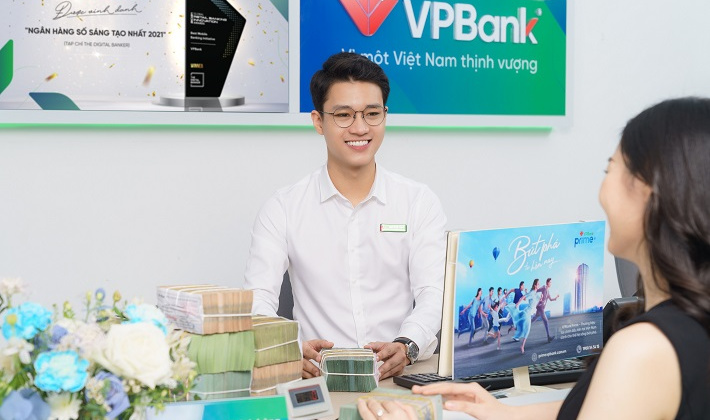 Tri ân dịp cuối 2022, VPBank tung ưu đãi trị giá hơn 1,6 tỷ đồng cho khách hàng gửi tiết kiệm