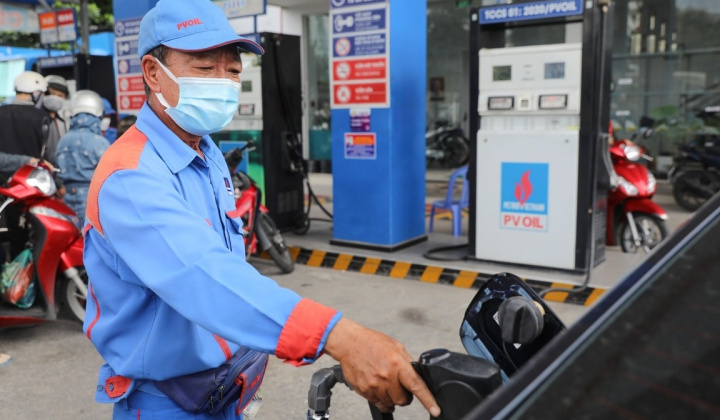 Sẽ điều chỉnh lại mức chi phí trong cơ cấu tính giá xăng dầu vào kỳ điều hành tới